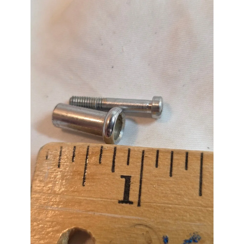 Singer 714 Sewing Machine Replacement Screw and Bushing Set Metal Hardware